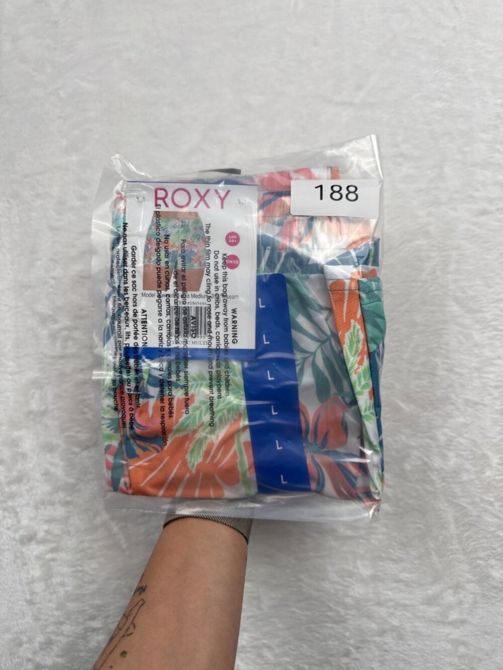 Roxy Womens Tropic Multi Floral Print Shorts UPF 50+ Size L New With Defects - Picture 9 of 9